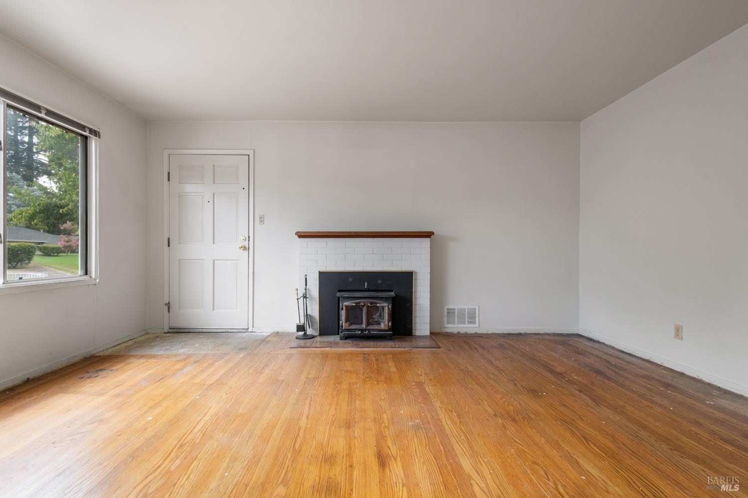 2707 Spring Creek Drive Santa Rosa CA 95405