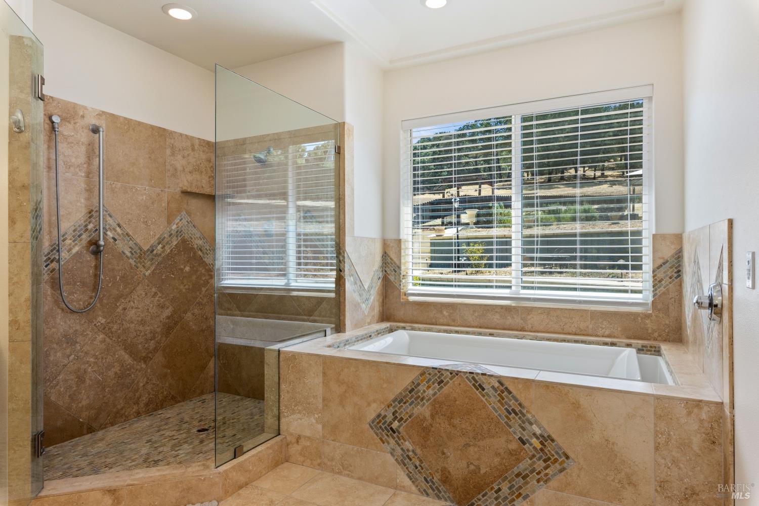 2485 Appolinaris Drive Ukiah CA 95482