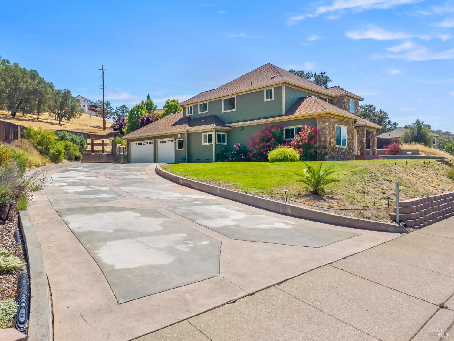 2485 Appolinaris Drive Ukiah CA 95482