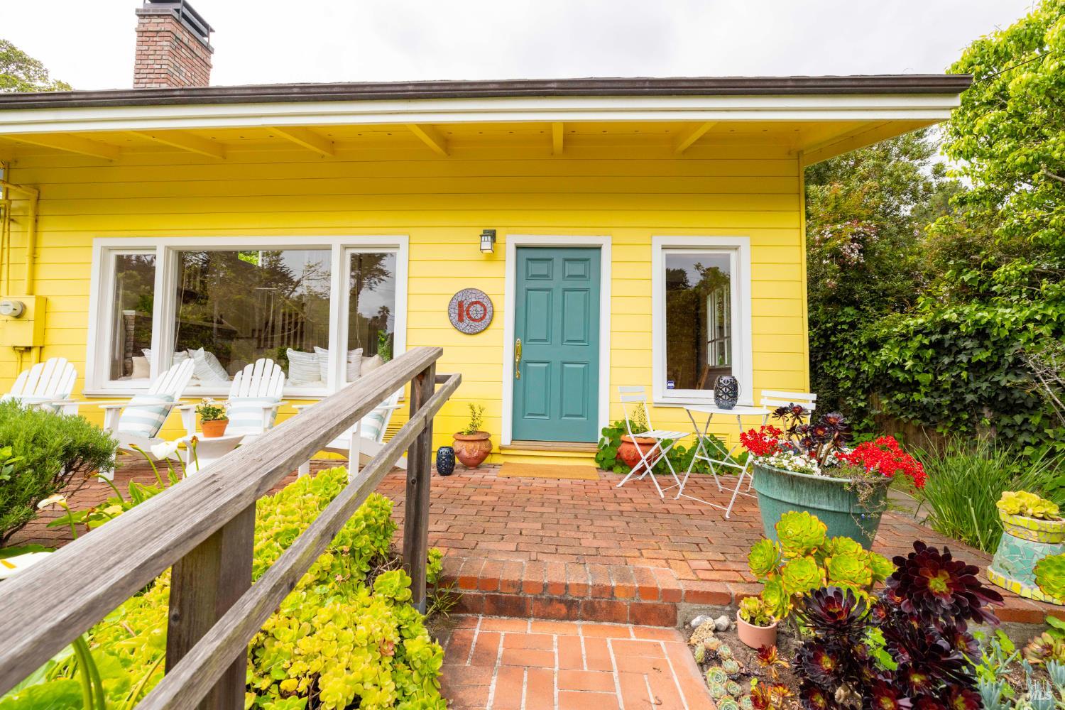 10 Park Avenue Bolinas CA 94924