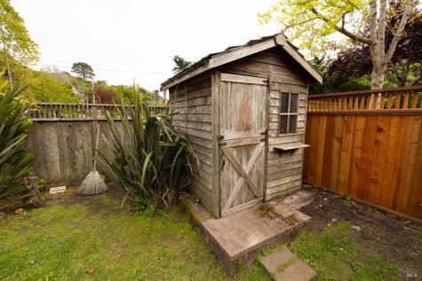10 Park Avenue Bolinas CA 94924