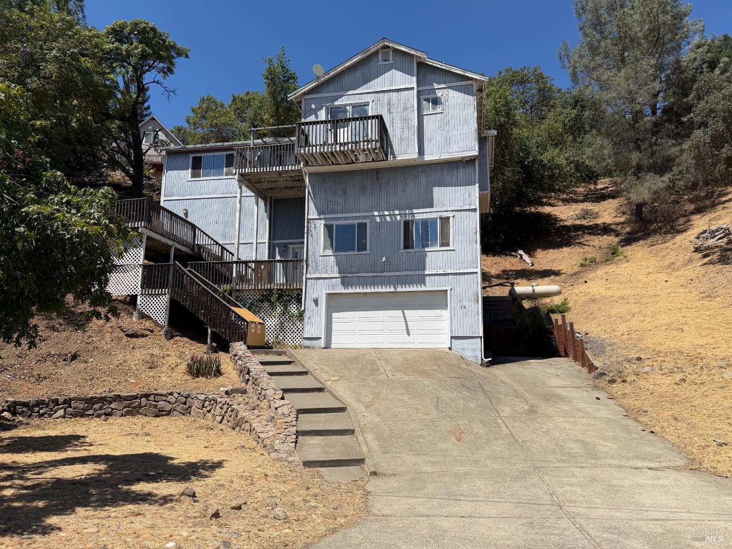 19 Columbine Court Napa CA 94558