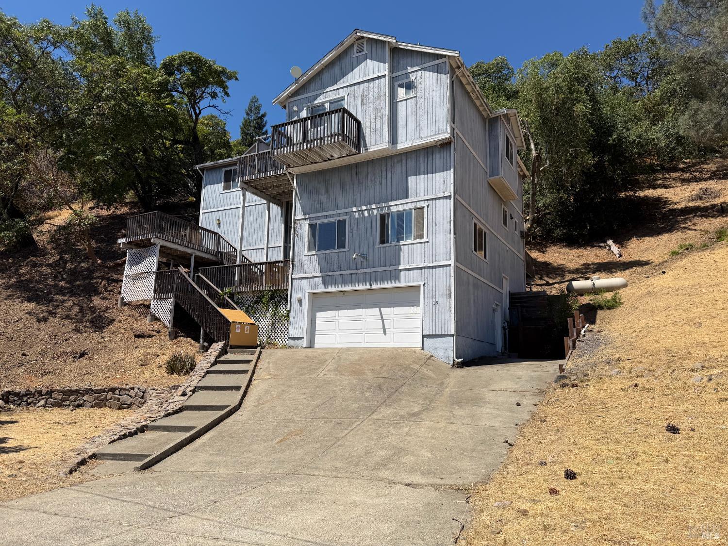 19 Columbine Court Napa CA 94558