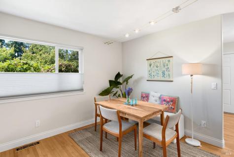 1563 Shay Drive Santa Rosa CA 95401