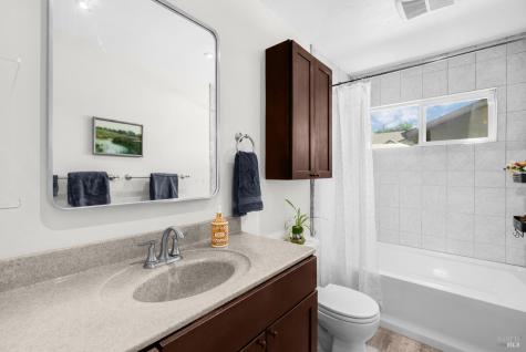 1563 Shay Drive Santa Rosa CA 95401
