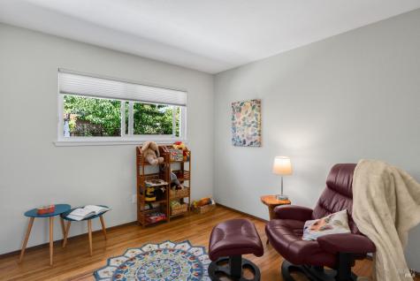 1563 Shay Drive Santa Rosa CA 95401