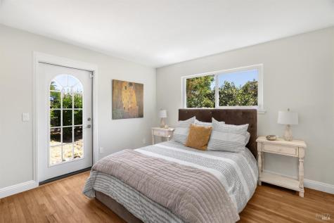 1563 Shay Drive Santa Rosa CA 95401