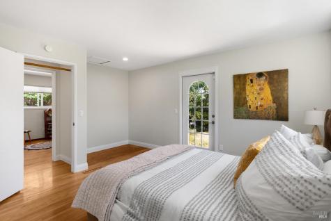 1563 Shay Drive Santa Rosa CA 95401