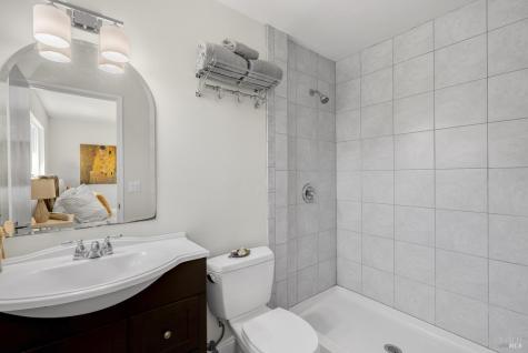 1563 Shay Drive Santa Rosa CA 95401
