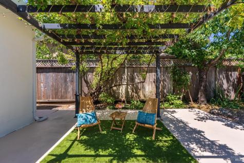 1563 Shay Drive Santa Rosa CA 95401
