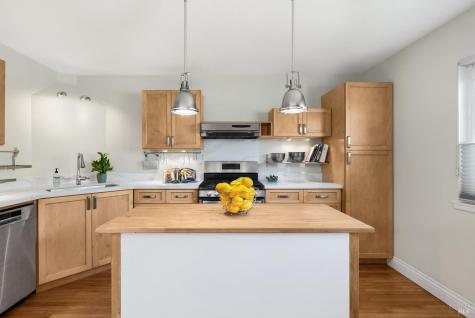 1563 Shay Drive Santa Rosa CA 95401