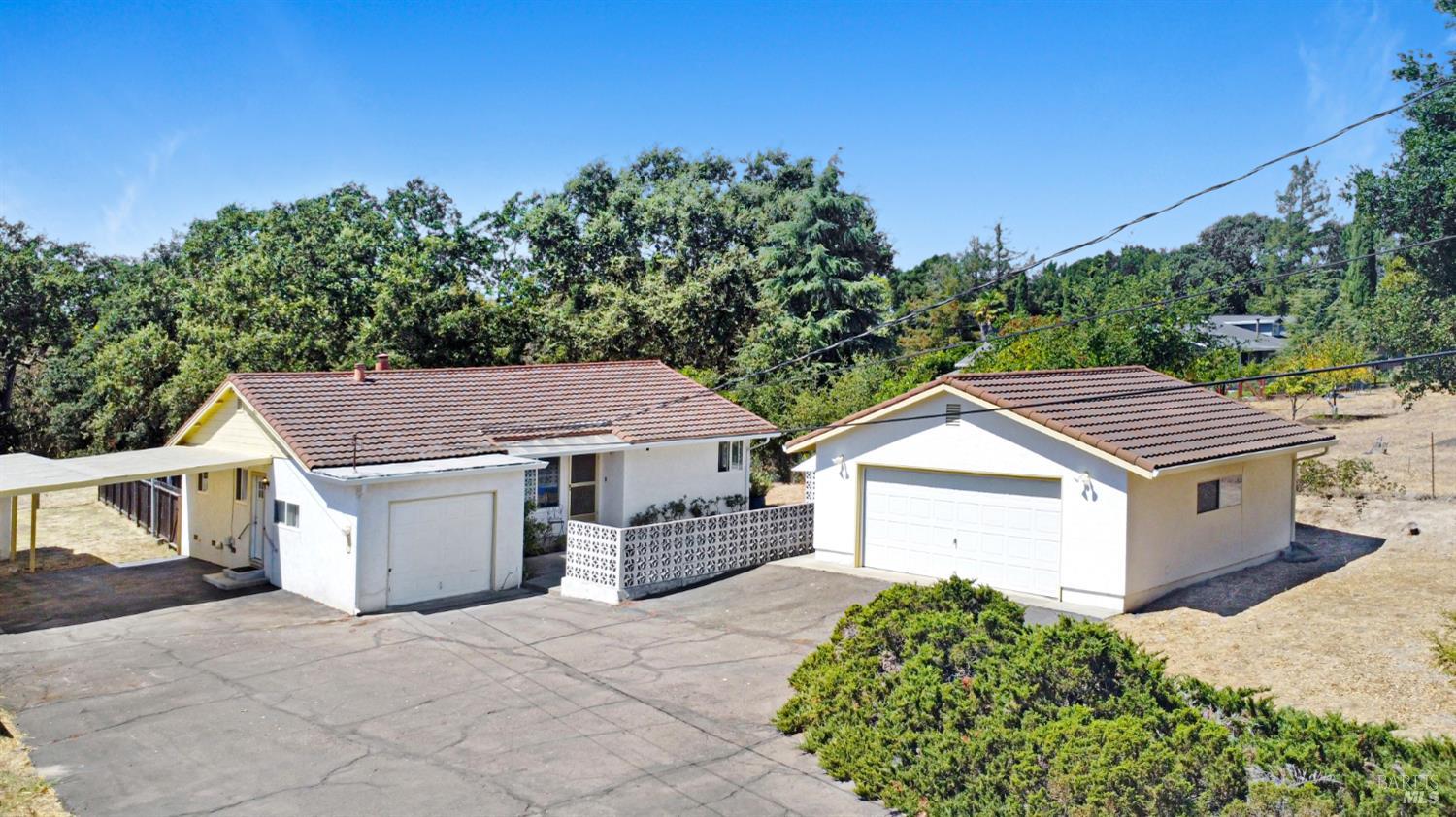 21355 Hyde Road Sonoma CA 95476