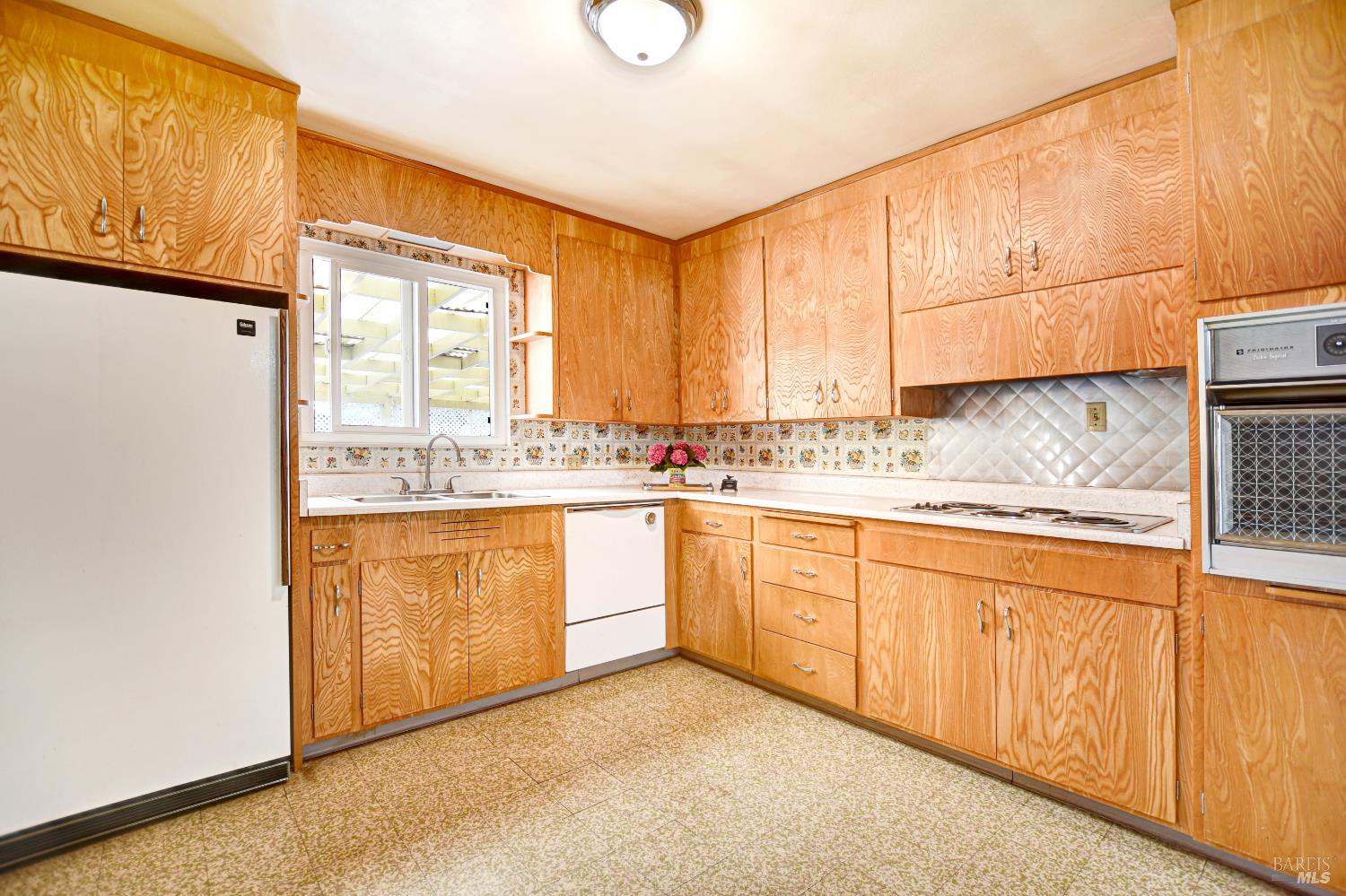 21355 Hyde Road Sonoma CA 95476