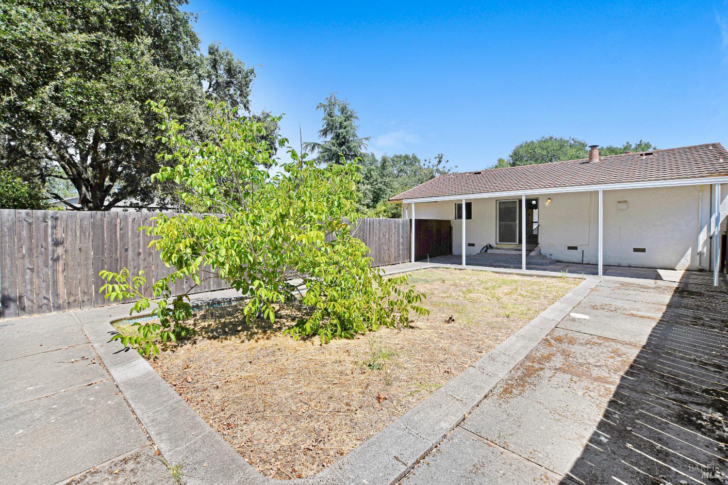 21355 Hyde Road Sonoma CA 95476