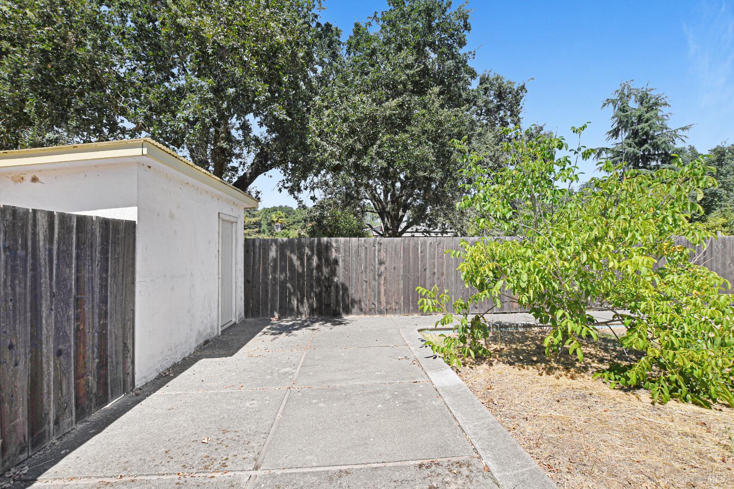 21355 Hyde Road Sonoma CA 95476