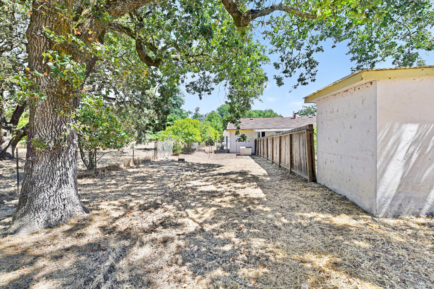 21355 Hyde Road Sonoma CA 95476