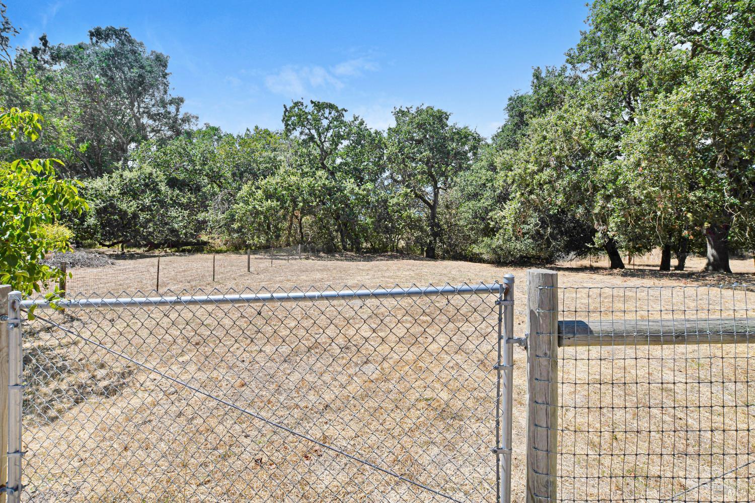 21355 Hyde Road Sonoma CA 95476