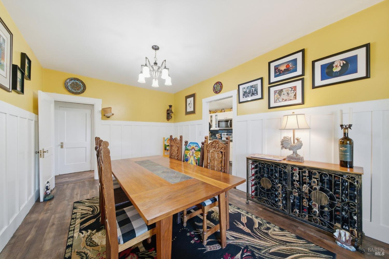 7878 Gravenstein Highway Cotati CA 94931