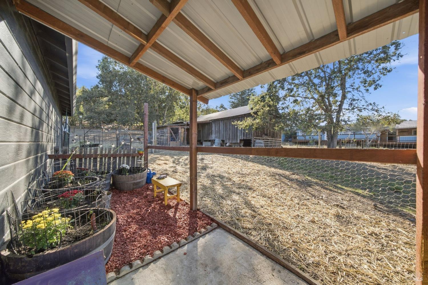 7878 Gravenstein Highway Cotati CA 94931