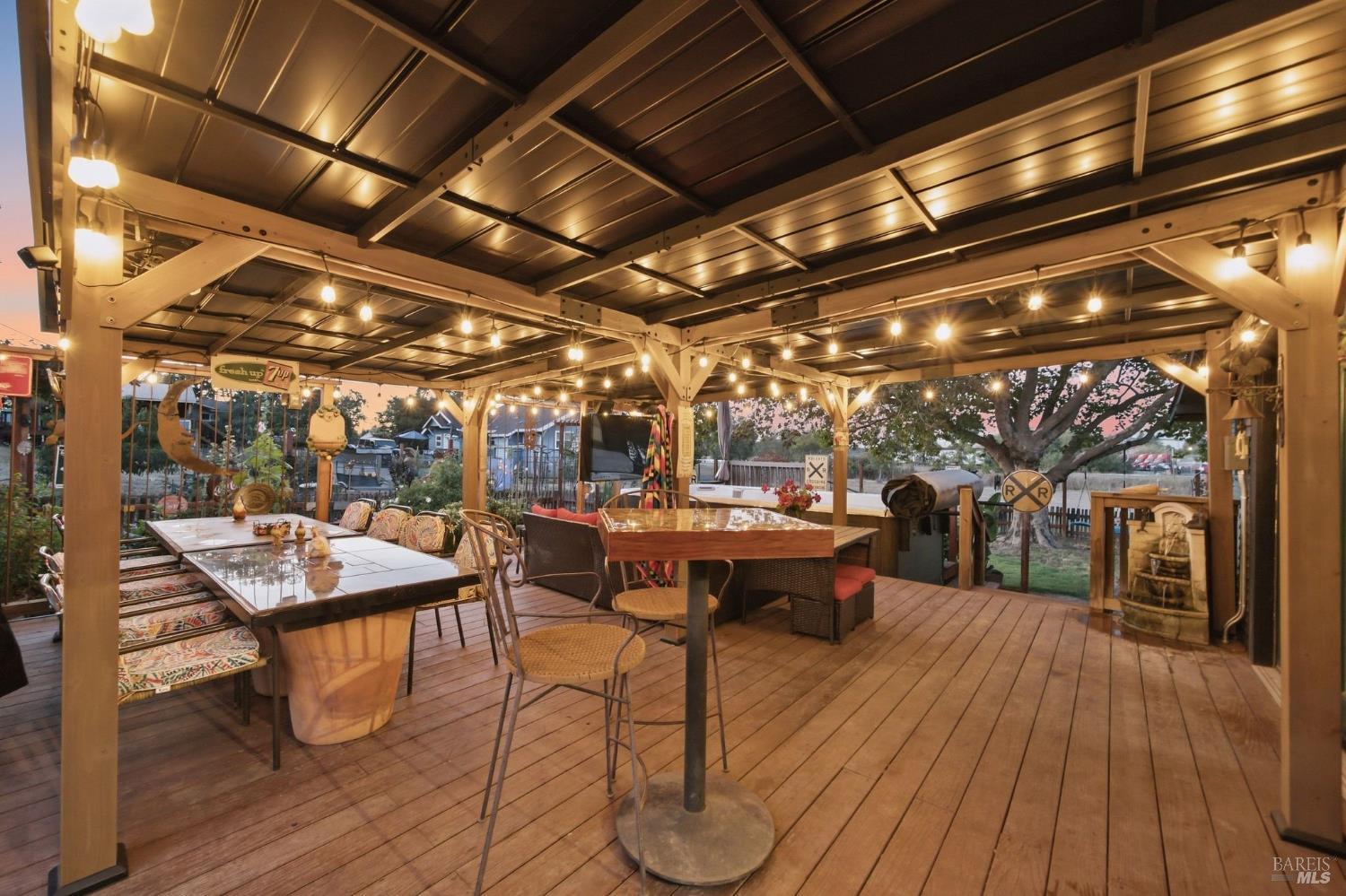 7878 Gravenstein Highway Cotati CA 94931
