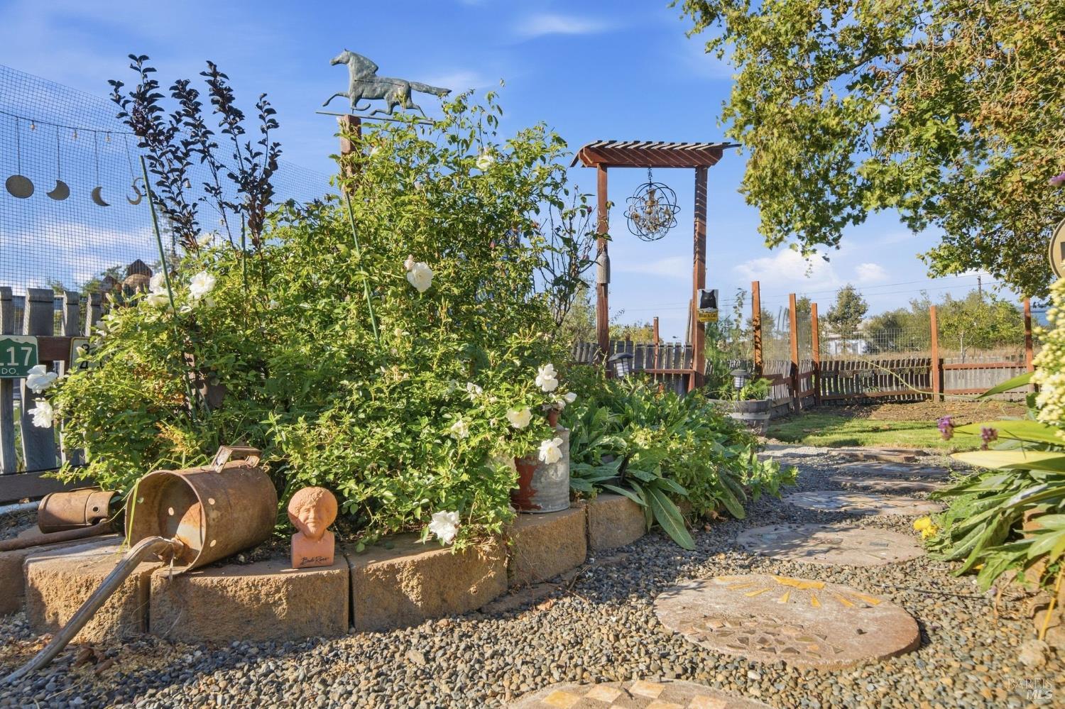 7878 Gravenstein Highway Cotati CA 94931