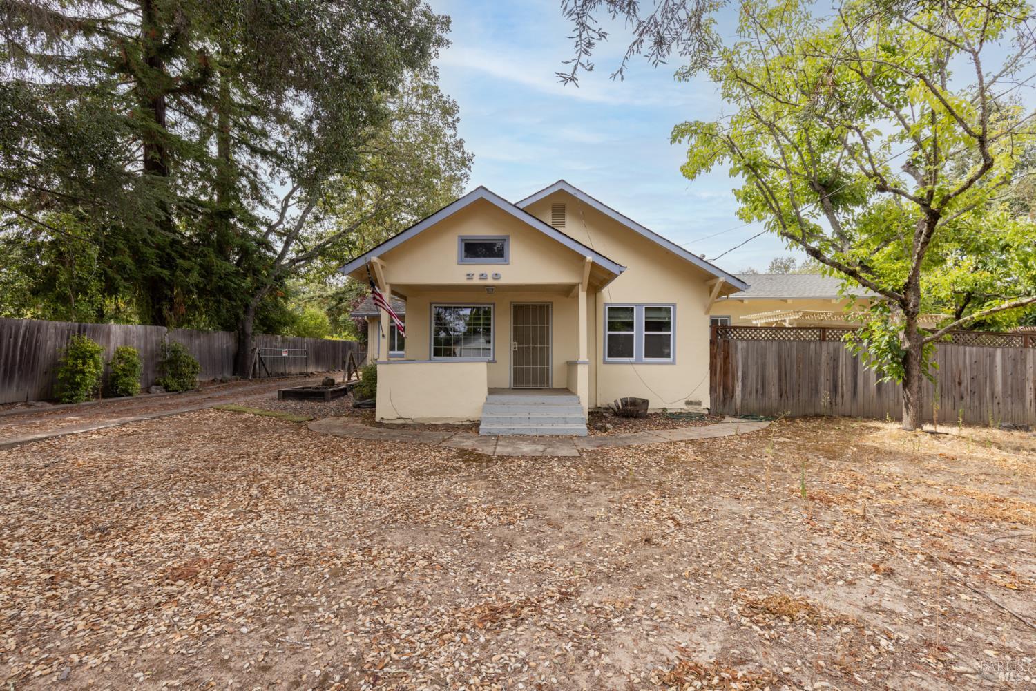 720 Windsor River Road Windsor CA 95492