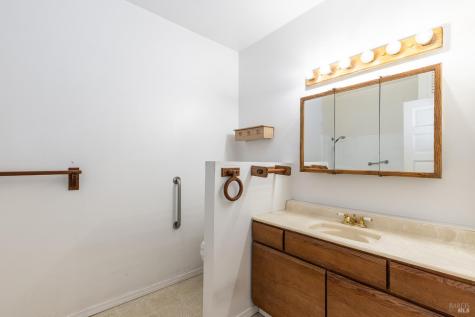 720 Windsor River Road Windsor CA 95492
