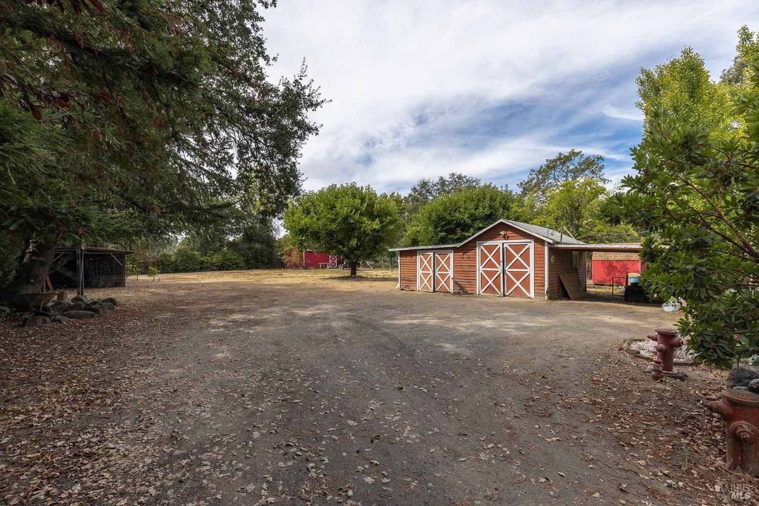 720 Windsor River Road Windsor CA 95492