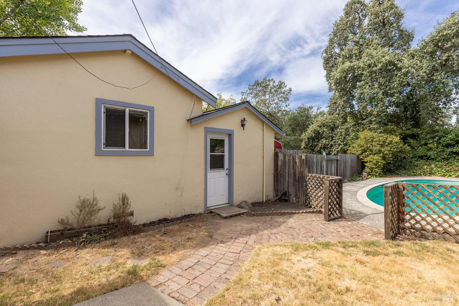 720 Windsor River Road Windsor CA 95492