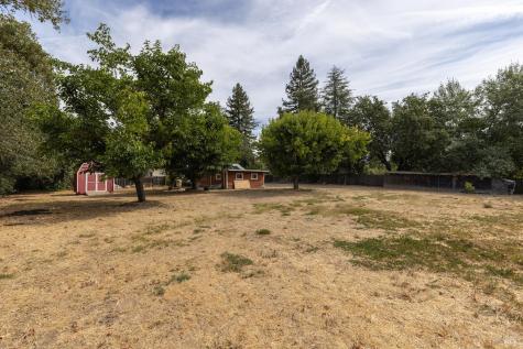 720 Windsor River Road Windsor CA 95492