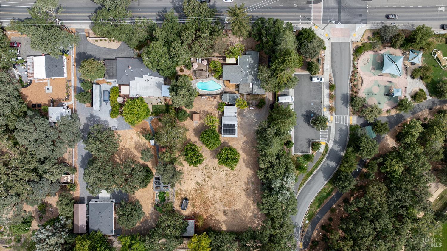 720 Windsor River Road Windsor CA 95492