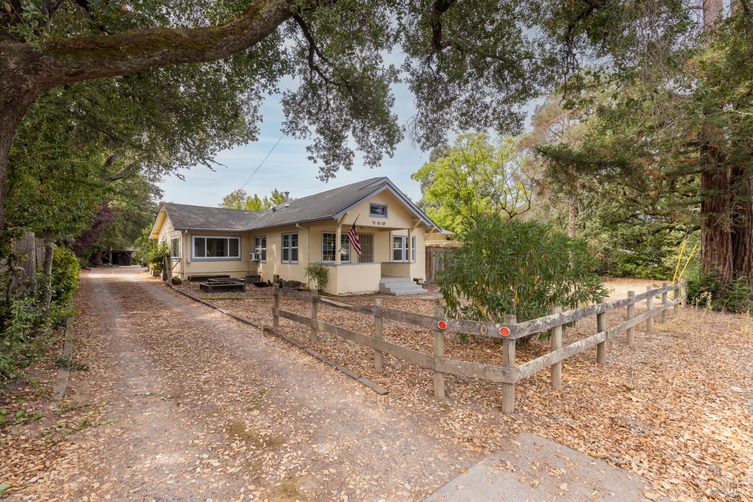 720 Windsor River Road Windsor CA 95492