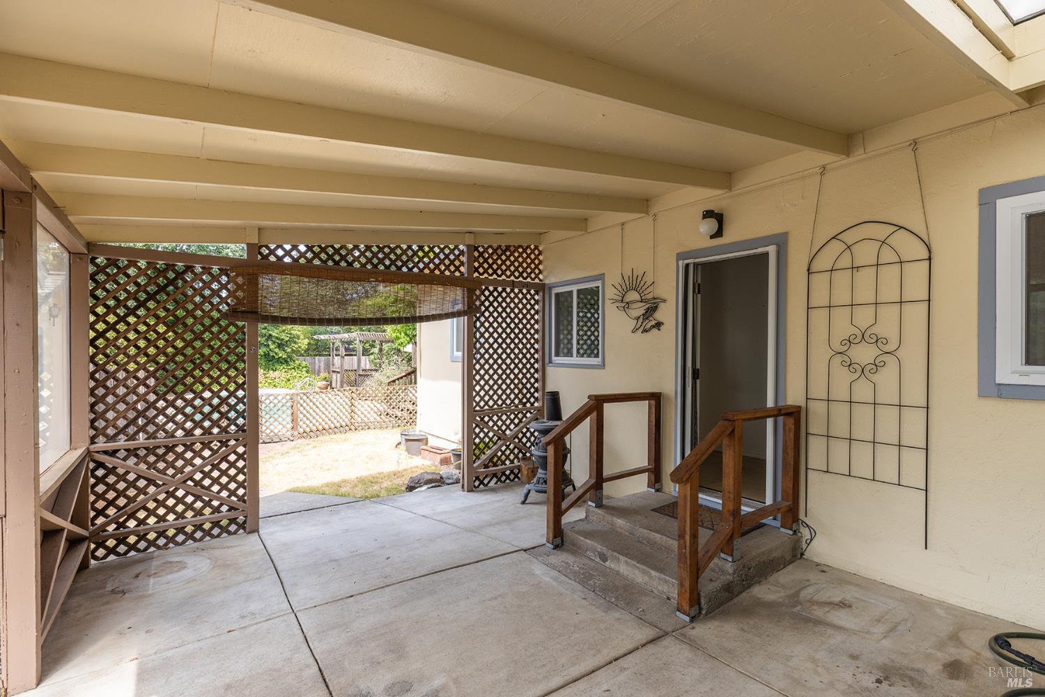 720 Windsor River Road Windsor CA 95492