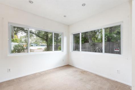720 Windsor River Road Windsor CA 95492