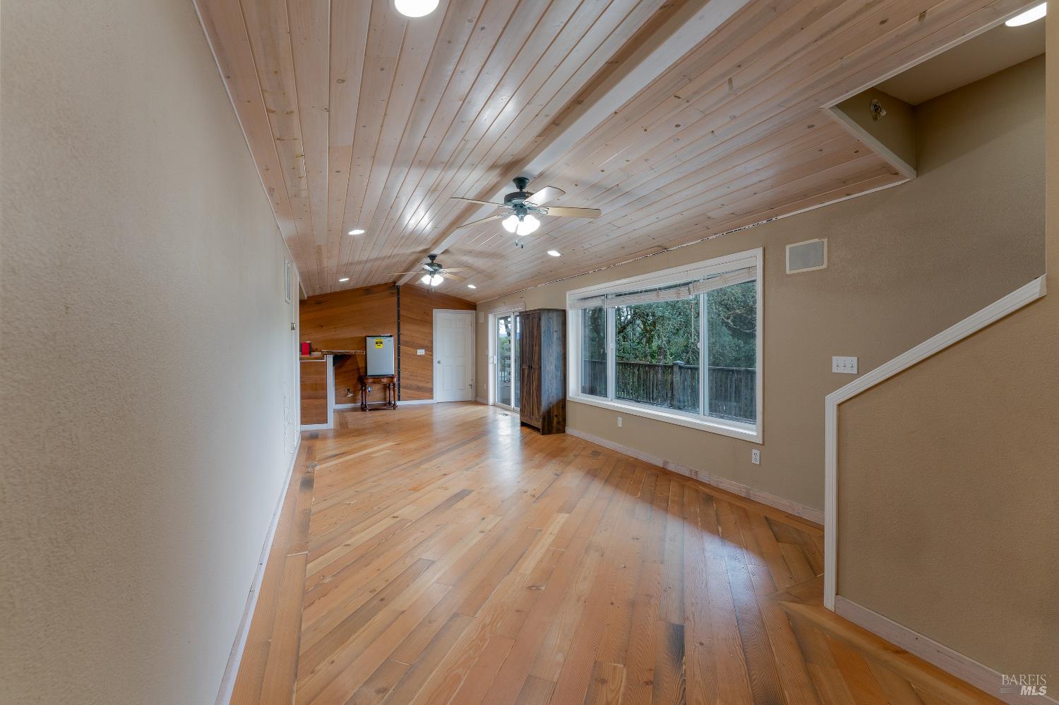 1450 Deerwood Drive Ukiah CA 95482