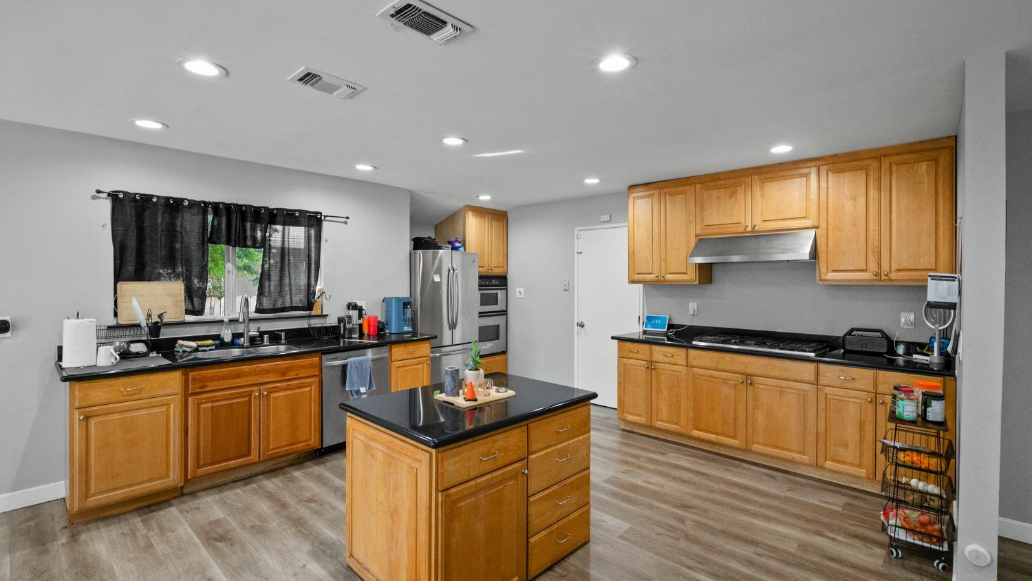 544 Lode Street Manteca CA 95336
