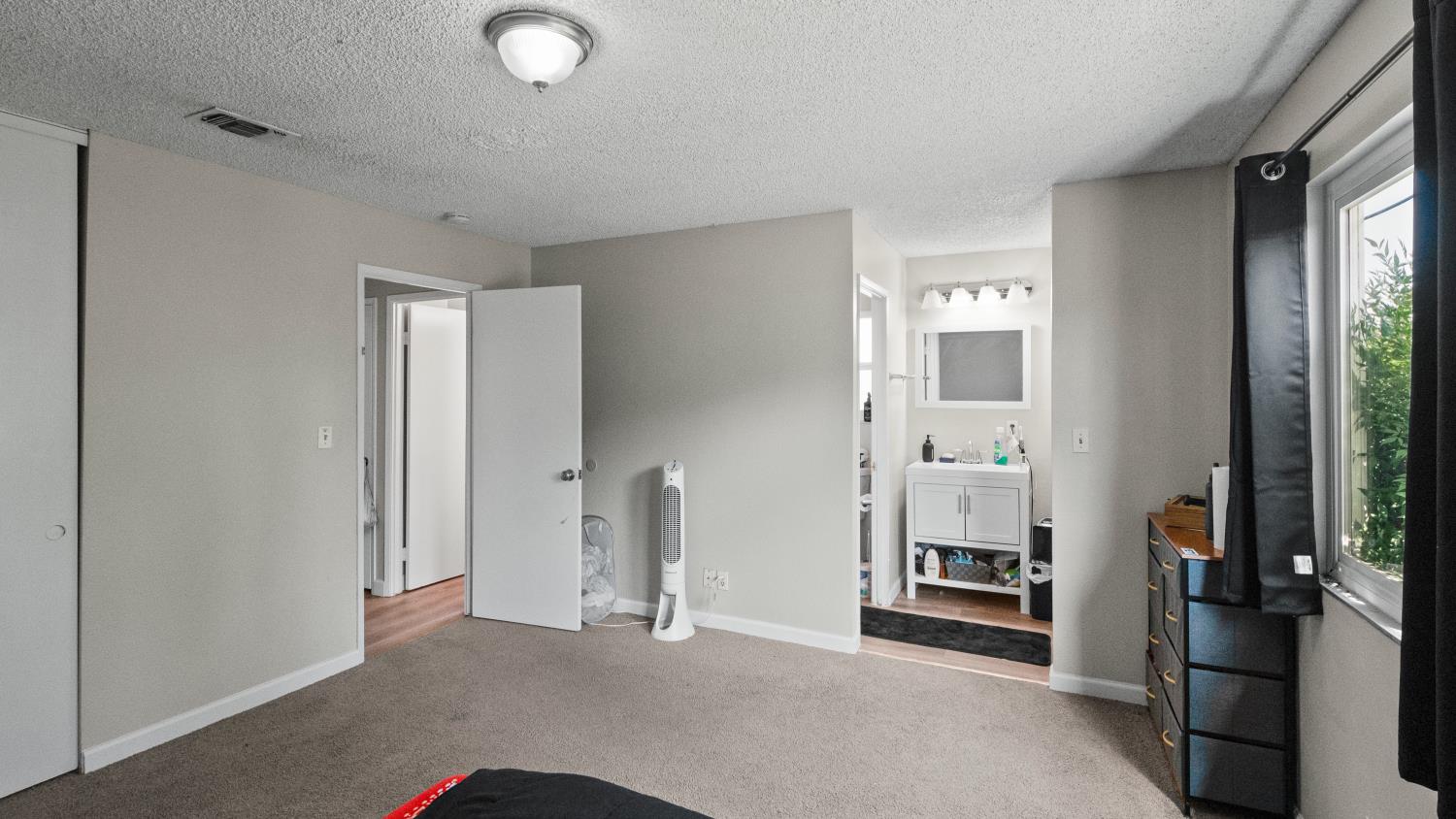 544 Lode Street Manteca CA 95336