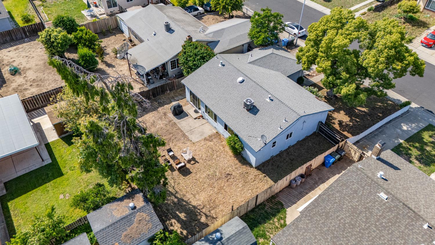 544 Lode Street Manteca CA 95336