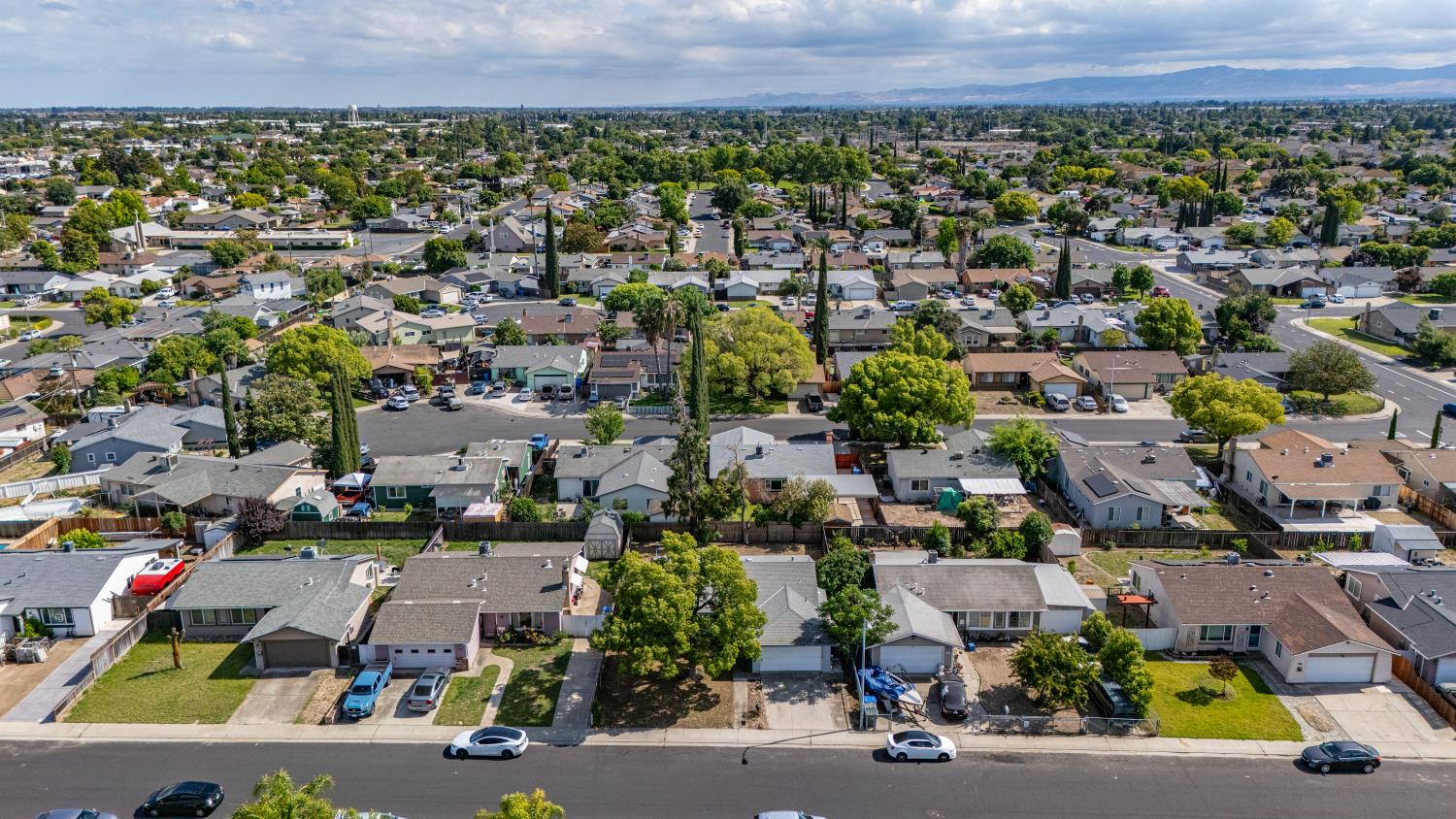 544 Lode Street Manteca CA 95336