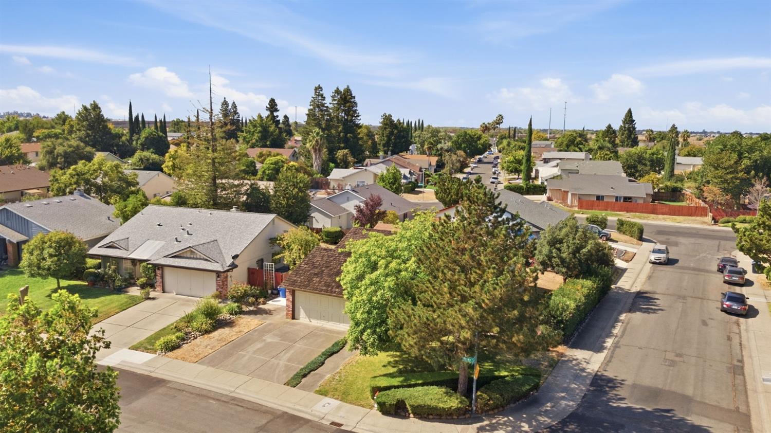2 Rosto Court Sacramento CA 95823