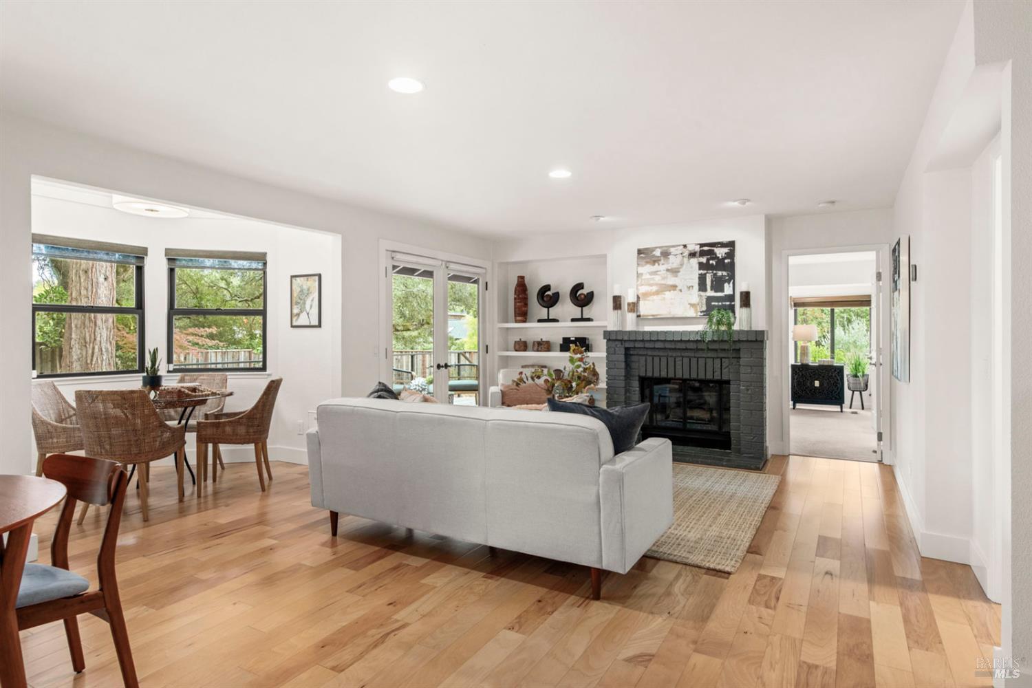 2604 Knob Hill Drive Santa Rosa CA 95404