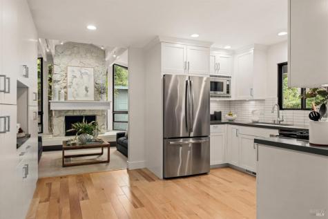 2604 Knob Hill Drive Santa Rosa CA 95404