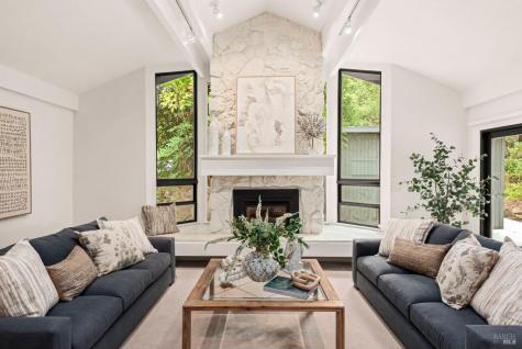 2604 Knob Hill Drive Santa Rosa CA 95404