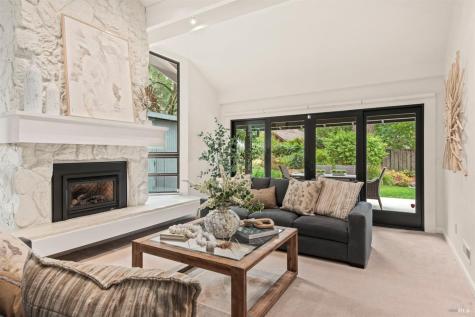 2604 Knob Hill Drive Santa Rosa CA 95404
