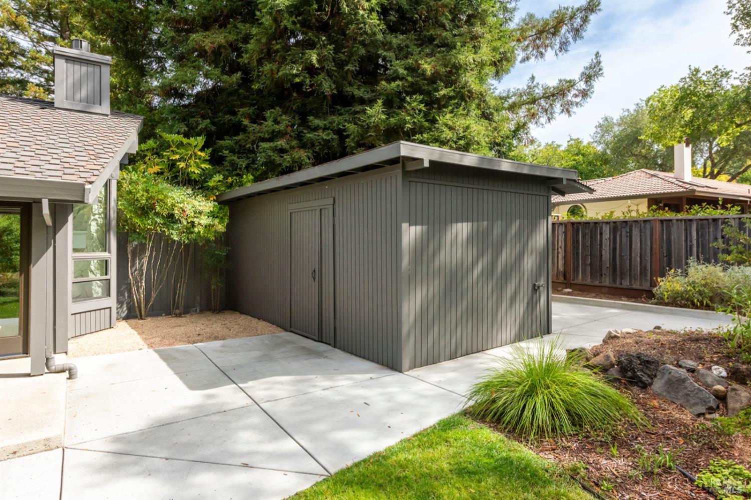 2604 Knob Hill Drive Santa Rosa CA 95404