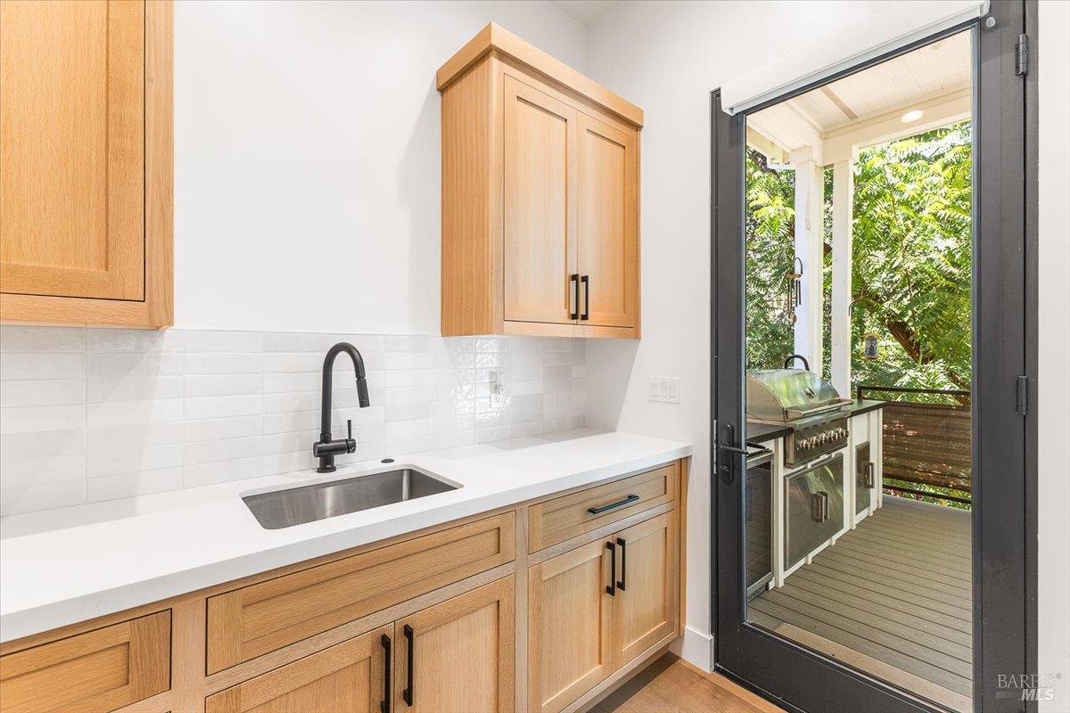 794 Los Olivos Road Santa Rosa CA 95404