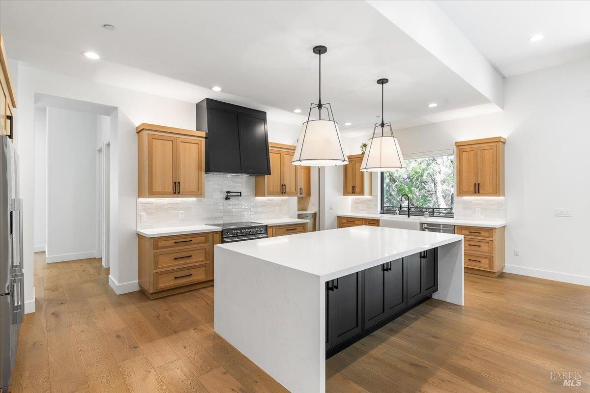 794 Los Olivos Road Santa Rosa CA 95404