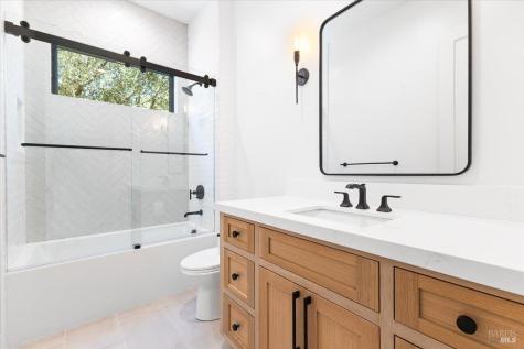 794 Los Olivos Road Santa Rosa CA 95404