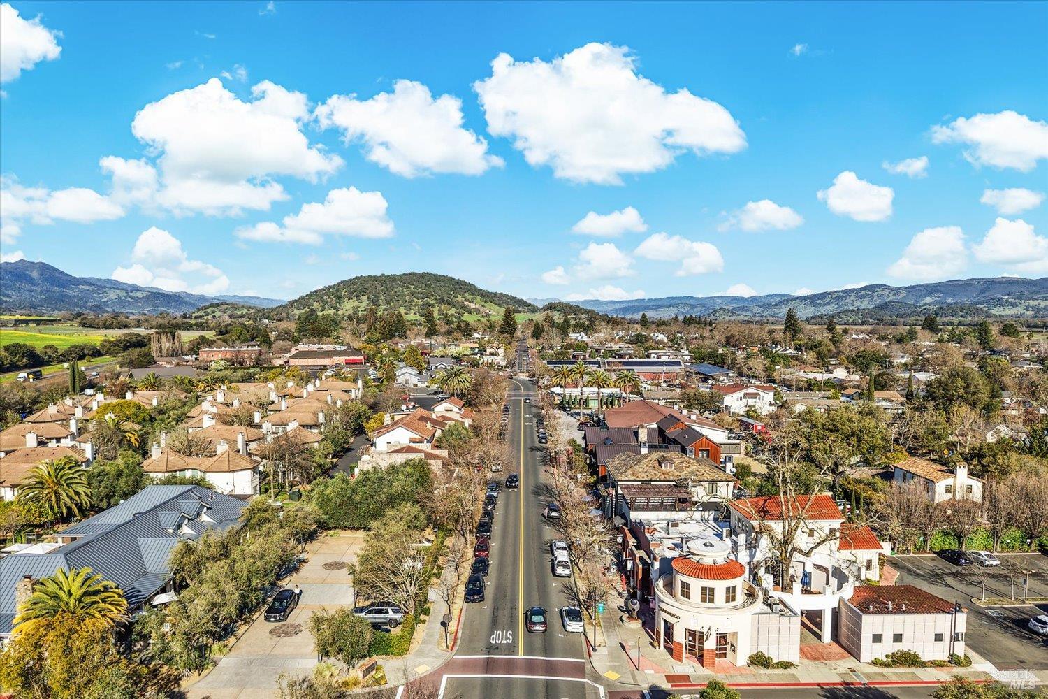 2004 Oak Circle Yountville CA 94599