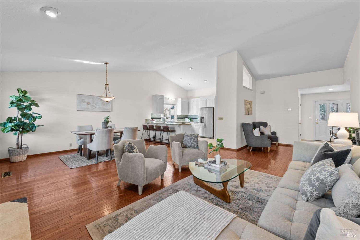 2004 Oak Circle Yountville CA 94599